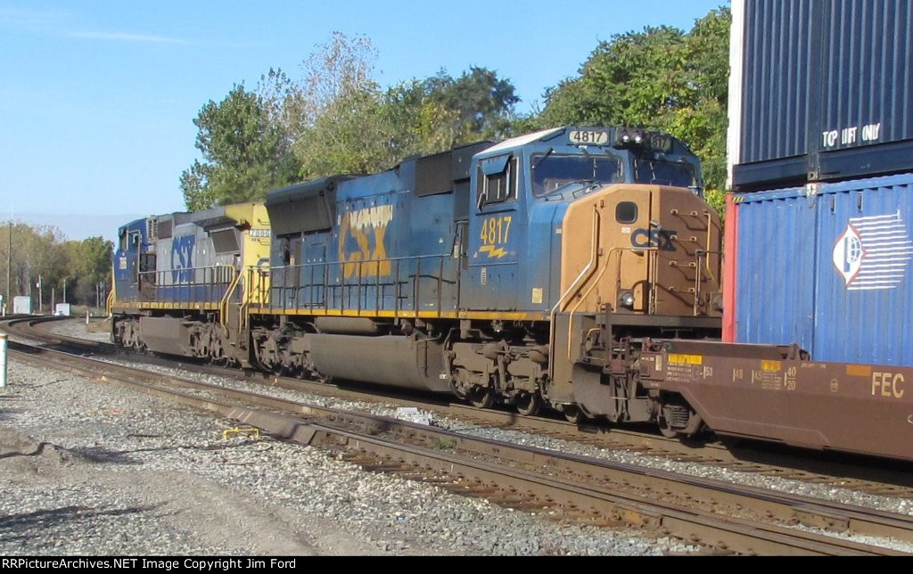 CSXT 4817